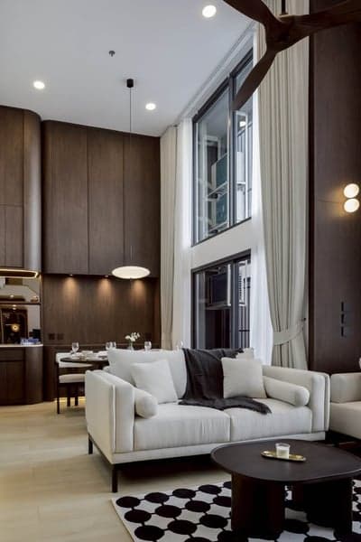 LIFE Rama 4 - Asoke — Rare High-Ceiling Home | Chao Phraya View photo 2