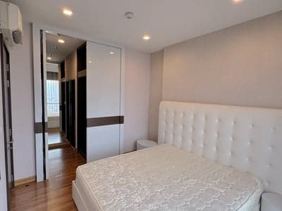 Ivy Ampio Ratchada — High Floor Unblocked View | Walk-in Closet | MRT Cultural Centre photo 4