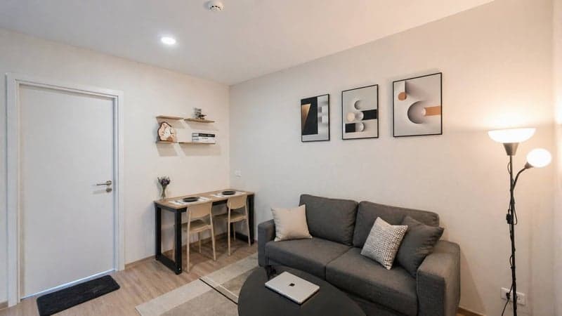 KLOS Ratchada 7 — Modern Minimalist Unit | Walk to MRT | Private Low-Rise photo 3
