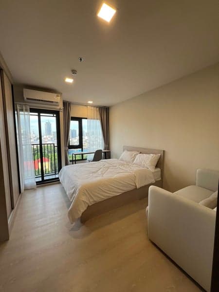 FLO by Sansiri — Modern 1 Bedroom Residence | Near BTS Khlong San photo 3