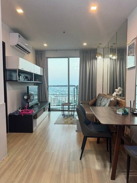 Sky Walk Residences — Open Skyline View | Renovated Residence | BTS Phra Khanong photo 3