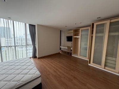Up Ekamai — Fully Furnished Unit | Spacious Layout | Prime Sukhumvit Location photo 4