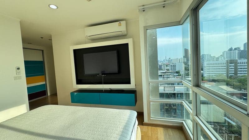 U Delight @ Jatujak Station — Modern Unit Near BTS | High-Floor City View | Mo Chit photo 4