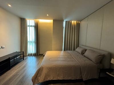 The Crest Ruamrudee — Spacious Luxury Unit | Near BTS Ploenchit photo 4