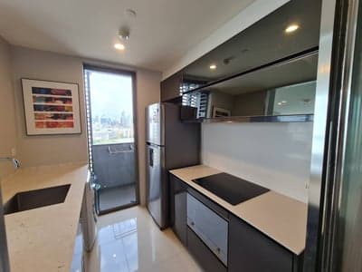The Room Rama 4 — Spacious City Living | Near MRT & Expressway photo 3
