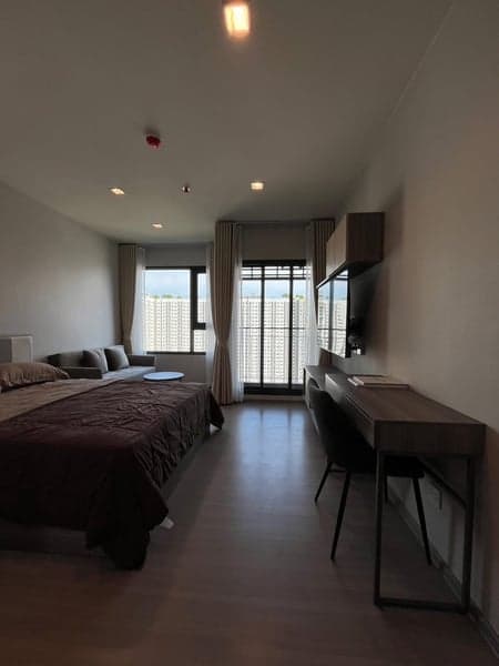 Life Sathorn Sierra — High Floor South Facing | Fully Furnished | Near BTS Talat Phlu photo 3