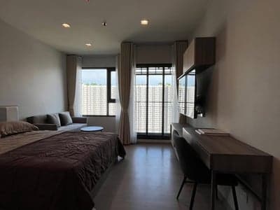 Life Sathorn Sierra — High Floor South Facing | Fully Furnished | Near BTS Talat Phlu photo 3