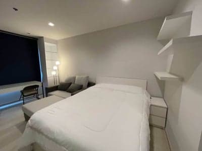 Life One Wireless — High Floor City Living | Near BTS Ploenchit photo 3