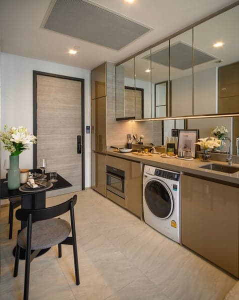 The Crest Park Residences — High Floor (29th) 1-Bed Plus | Panoramic City View | 20m to Skywalk photo 4