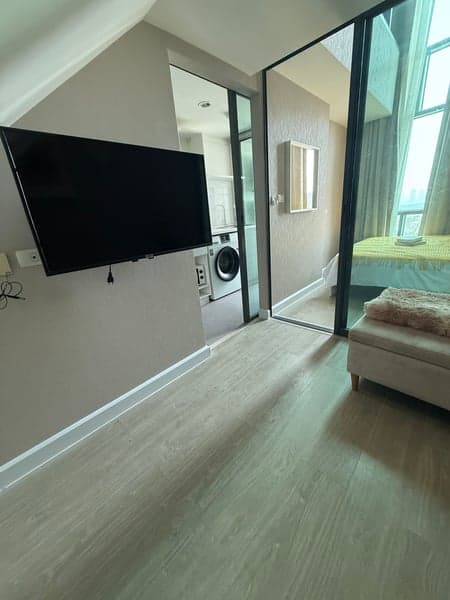 Metro Sky Prachachuen — Rare Duplex 2-Bedroom | 19th Floor Unblocked City View photo 2