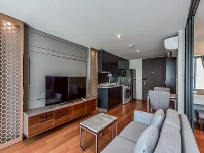 Altitude Define Samyan — Private Low-Rise Living | Near MRT Samyan photo 4