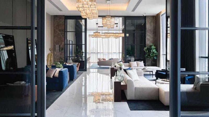 Mazarine Ratchayothin photo 4