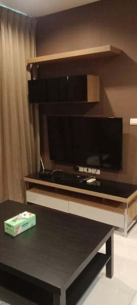 Rhythm Huai Khwang — High Floor Corner Unit | 0m from MRT | Huai Khwang photo 2