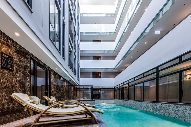 Runesu Thonglor 5 photo 2