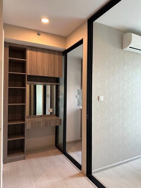 Knightsbridge Phaholyothin Interchange — 14th Floor | Near BTS Interchange (Green & Pink Lines) | Flexible Rent Options photo 4