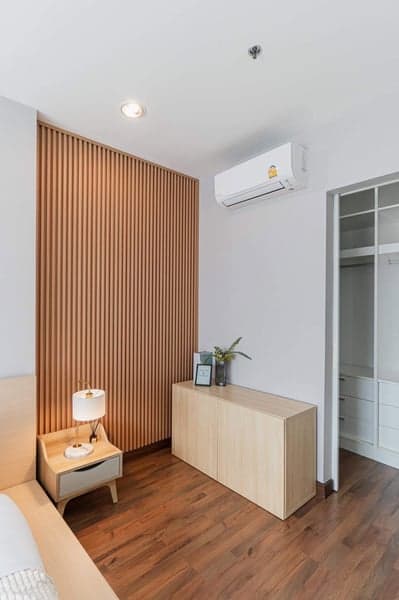 Q House Condo Sathorn — Fully Furnished 1BR | Prime BTS Krung Thon Buri | Riverside Views photo 2