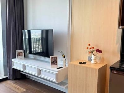 Ideo Q Sukhumvit 36 — High Floor City View | Premium Wellness Living photo 3