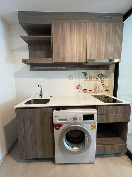 KnightsBridge Phaholyothin Interchange | Rare 2BR 2BA Corner Unit | 51 sqm | Dual Interchange Station | Inclusive of WiFi & Cleaning photo 3