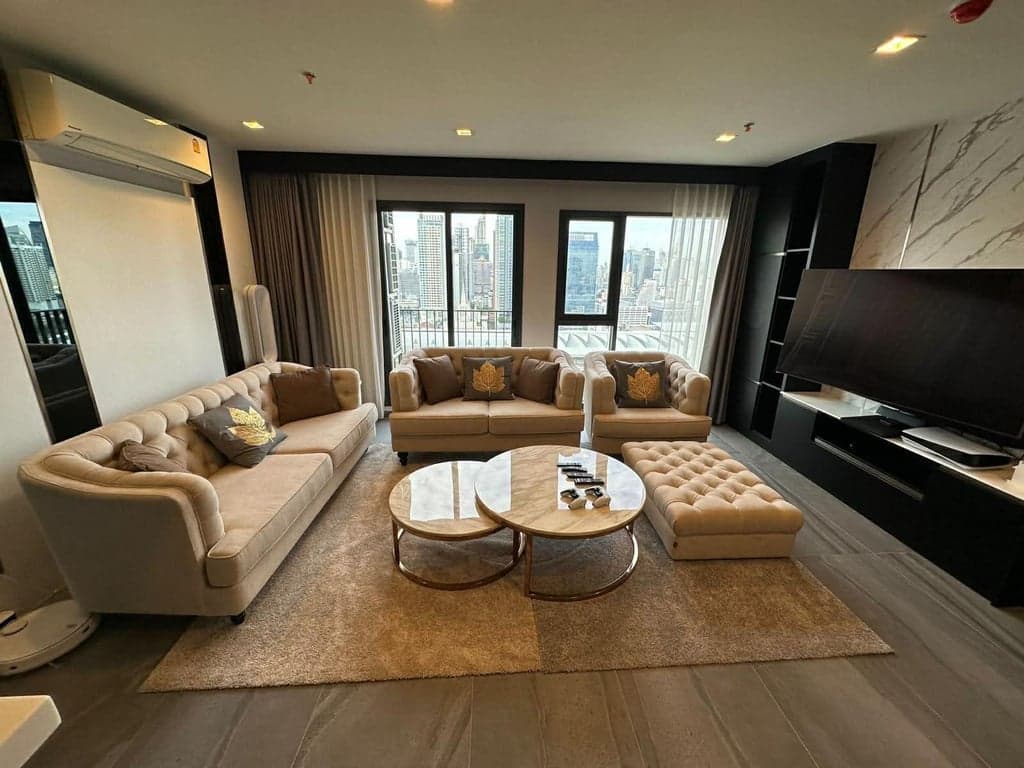 Life Asoke Hype — High Floor City View | Near BTS & ARL | Prime CBD