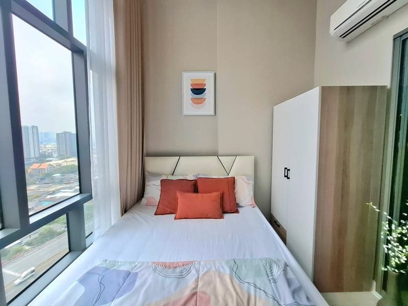 Metro Sky Prachachuen — Rare Duplex Corner Unit | High Ceiling City View photo 4