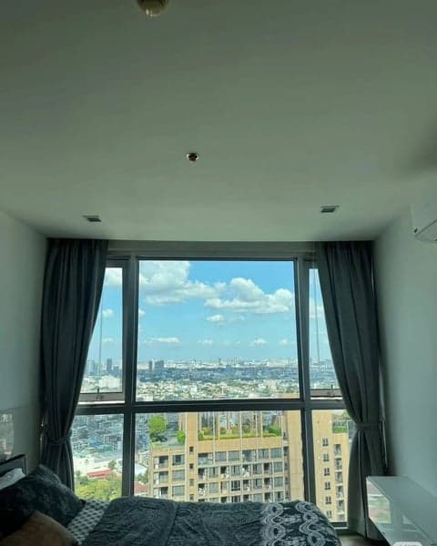 Sky Walk Residences — Open Skyline View | Renovated Residence | BTS Phra Khanong photo 4
