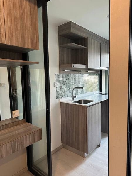 Knightsbridge Phaholyothin Interchange — 14th Floor | Near BTS Interchange (Green & Pink Lines) | Flexible Rent Options photo 2