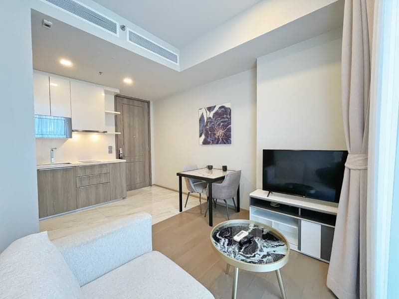 Celes Asoke — High Floor Investment Unit | Prime Asoke Location photo 3