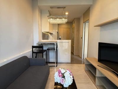 M Thonglor 10 — Pet-Friendly 1BR | Walk-in Closet | Near BTS Ekkamai photo 4