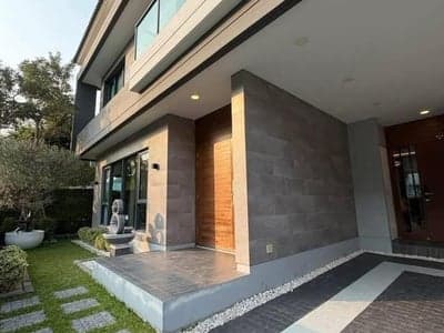 The City Bangna — Luxury Corner House on Main Road | Feng Shui Design | Near Mega Bangna photo 3