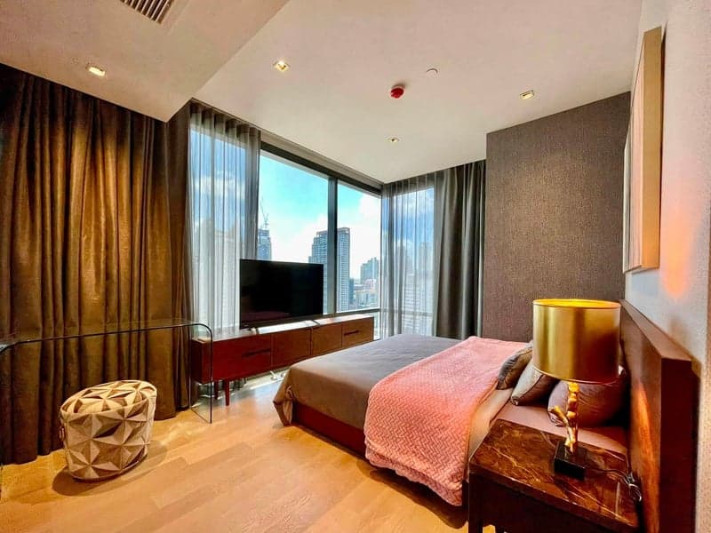 ASHTON SILOM — Luxury Corner Residence | City View | Near BTS Chong Nonsi photo 2