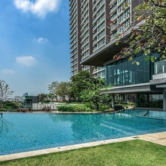 333 Riverside photo 2
