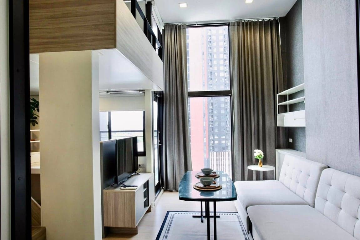 Chewathai Residence Asoke — Duplex High Ceiling | Fully Furnished | Near Rama 9