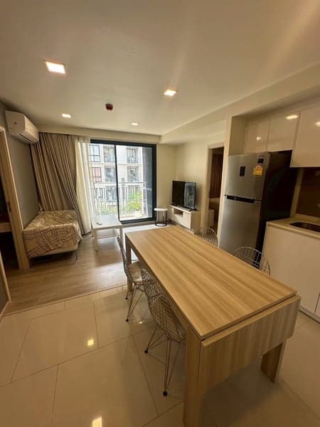 Maestro 03 Ratchada — Pool View Pet-Friendly Condo | Prime Ratchada photo 3